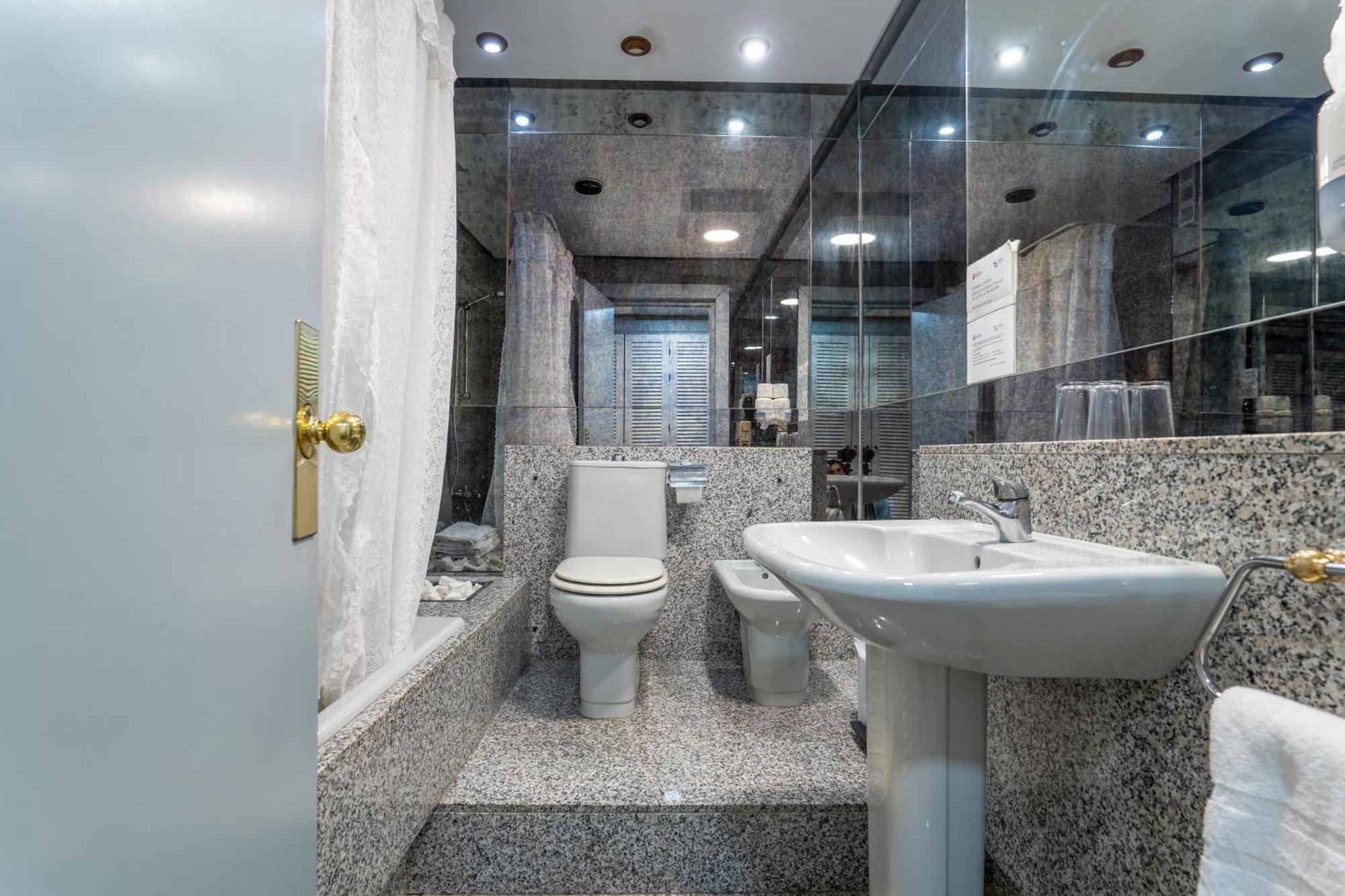 Hotel Balneario De Chiclana Чиклана-де-ла-Фронтера Екстер'єр фото